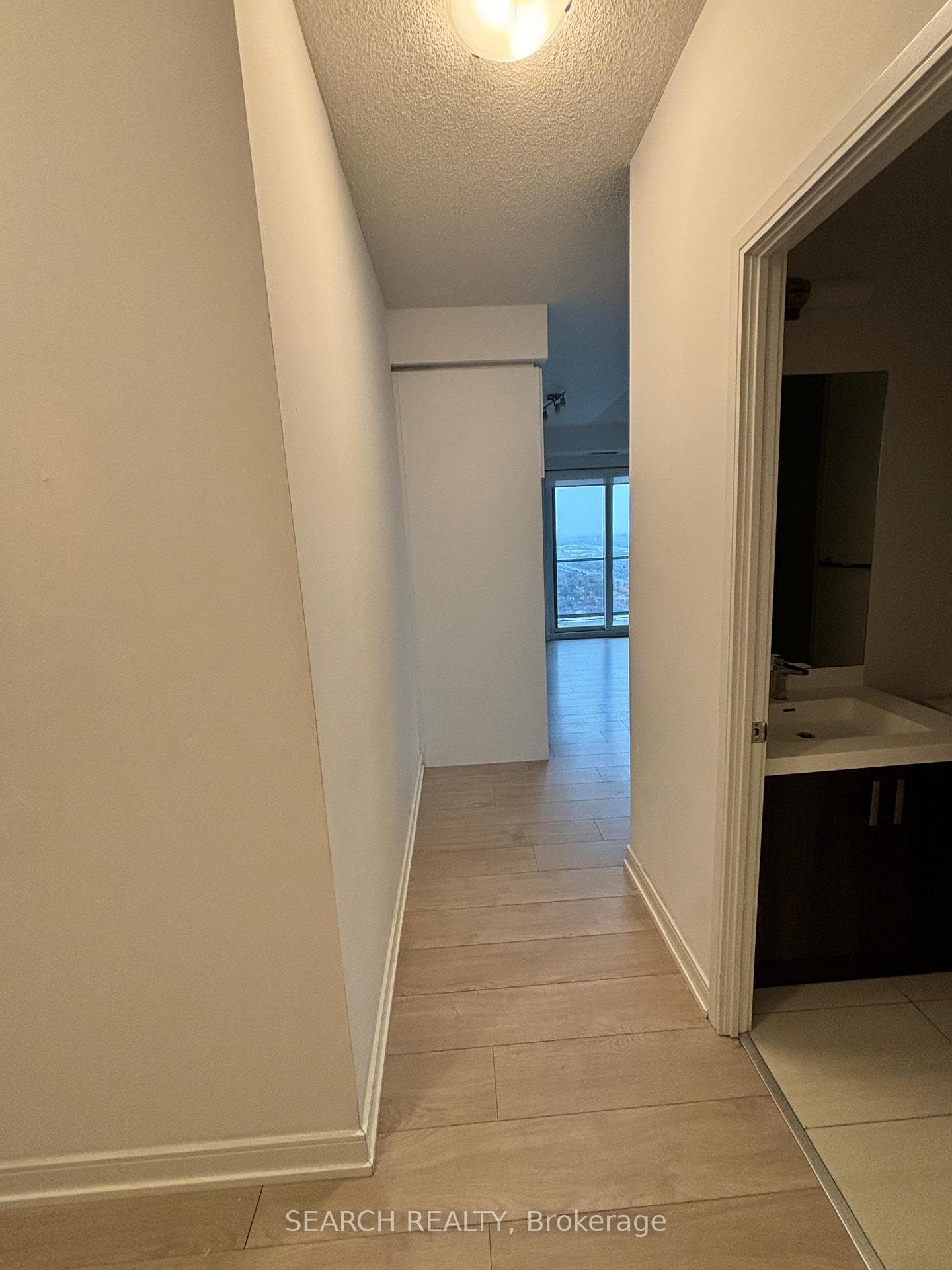Way to Living/Kitchen