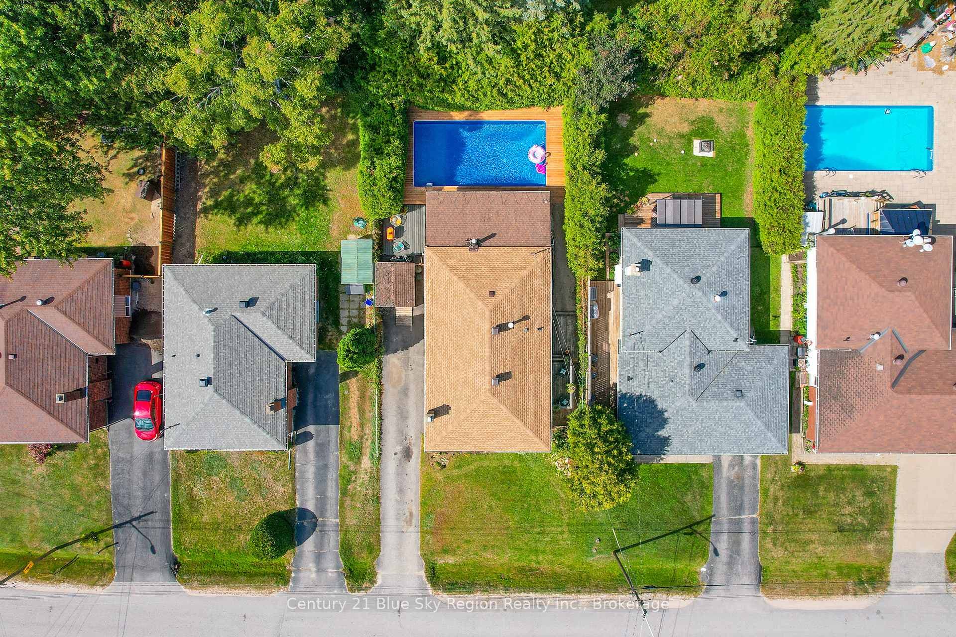 62 Strathcona Drive photo 43