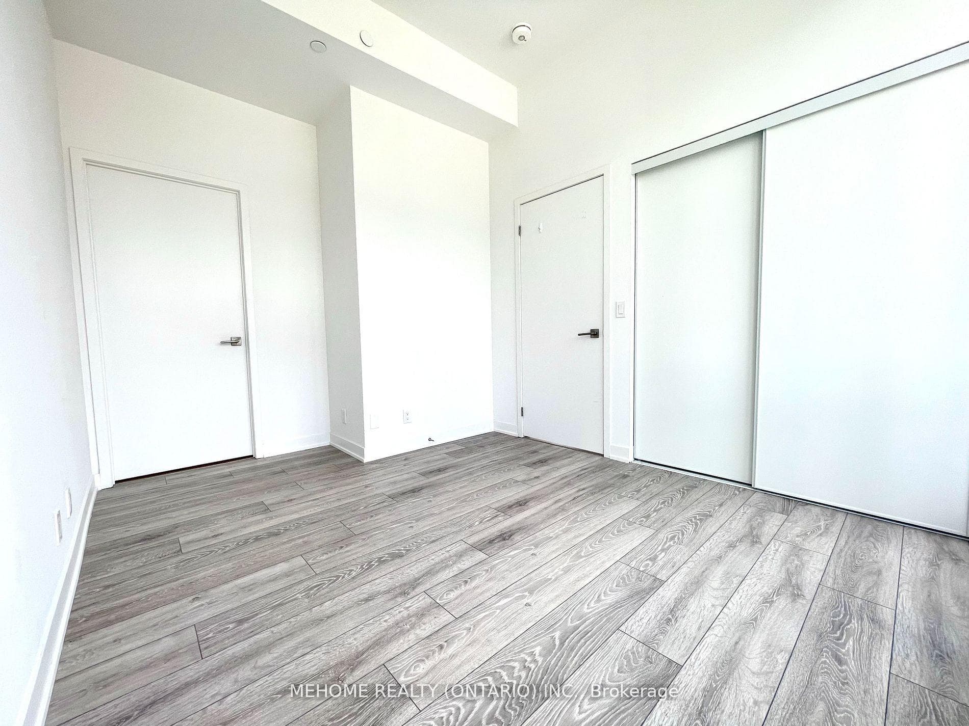 15 Holmes Avenue Unit 804 photo 10