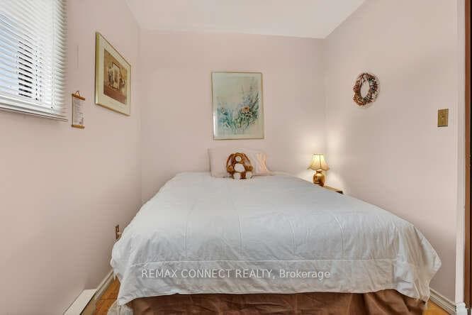 60 McGill Drive photo 23