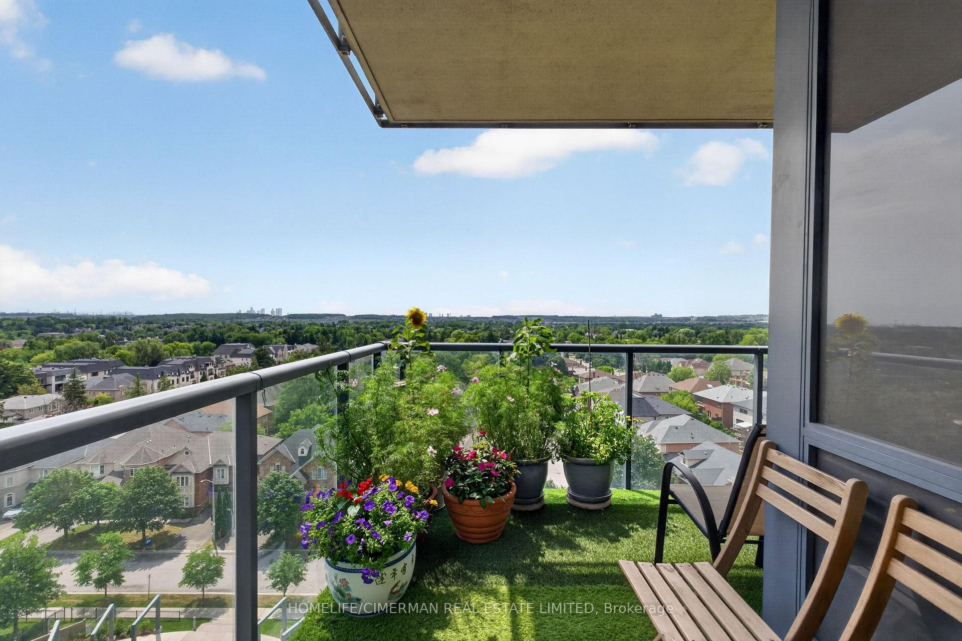 9090 Yonge Street Unit 1010 photo 15