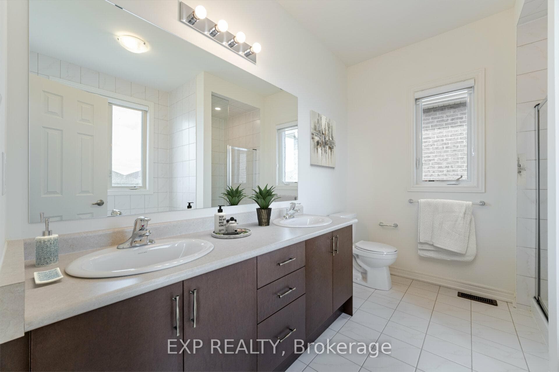 4 Silver Meadows Gardens photo 30