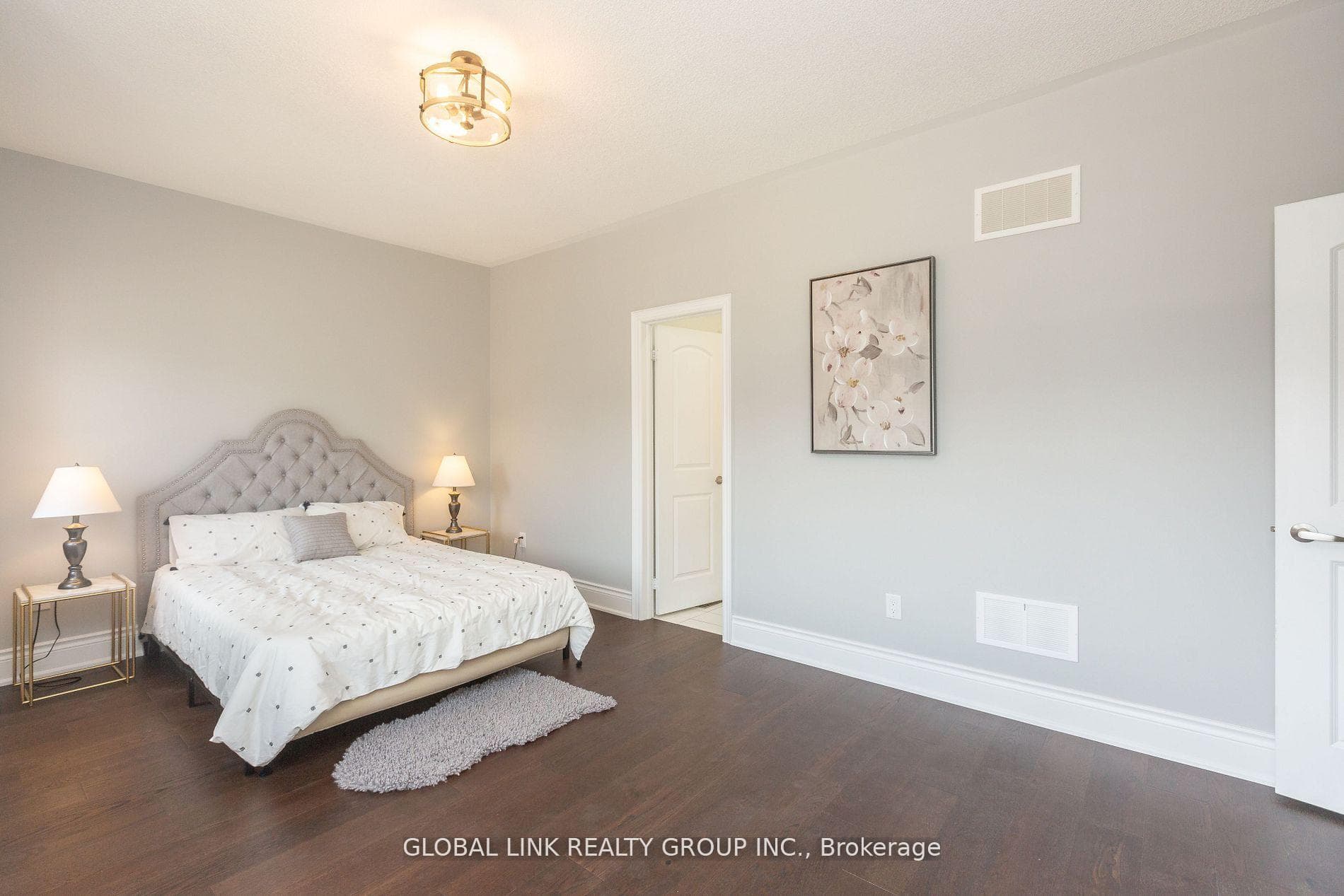 44 Golden Hawk Drive photo 27