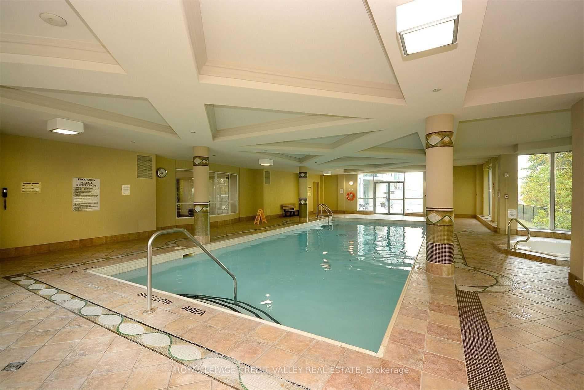 2565 Erin Centre Boulevard Unit 1105 photo 21