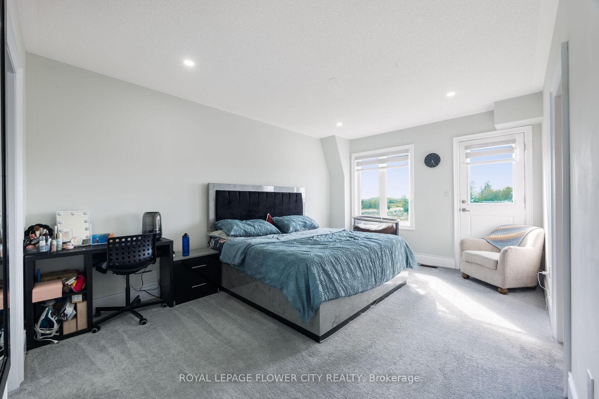 62 Foxsparrow Road photo 32