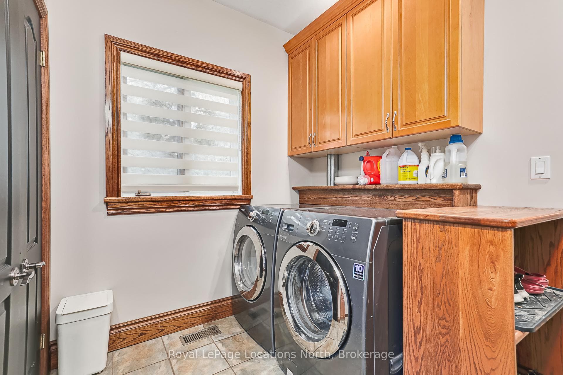 44 Blackburn Avenue photo 23