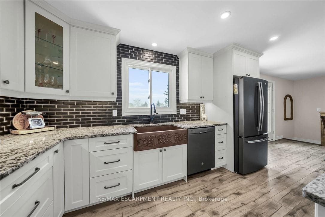 329 Haldimand #17 Road photo 11