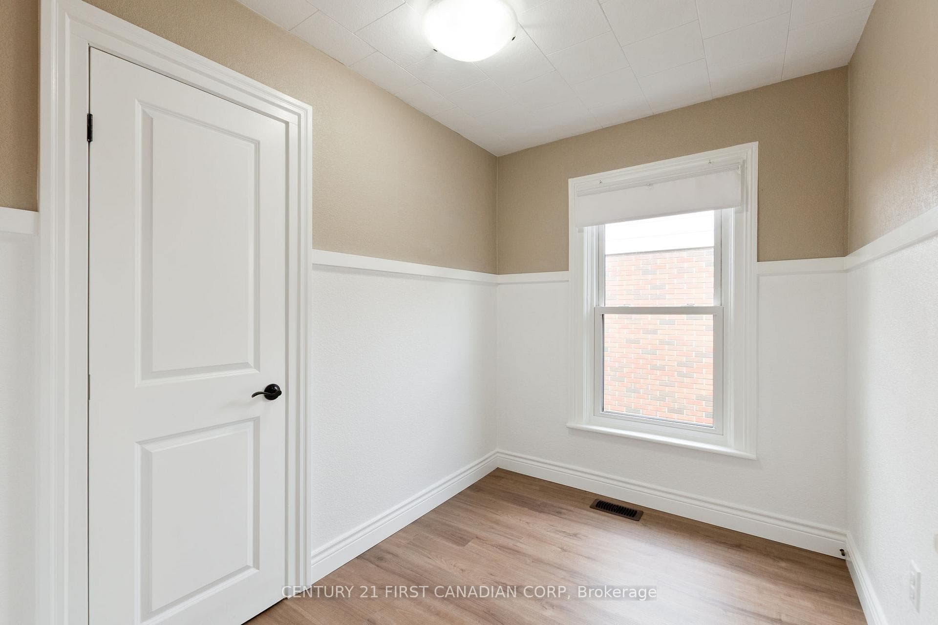 38 St. Andrew Street photo 9
