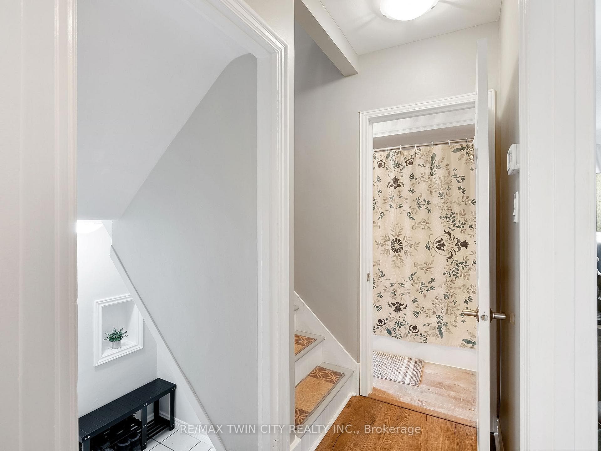 211 East 18th Street photo 14