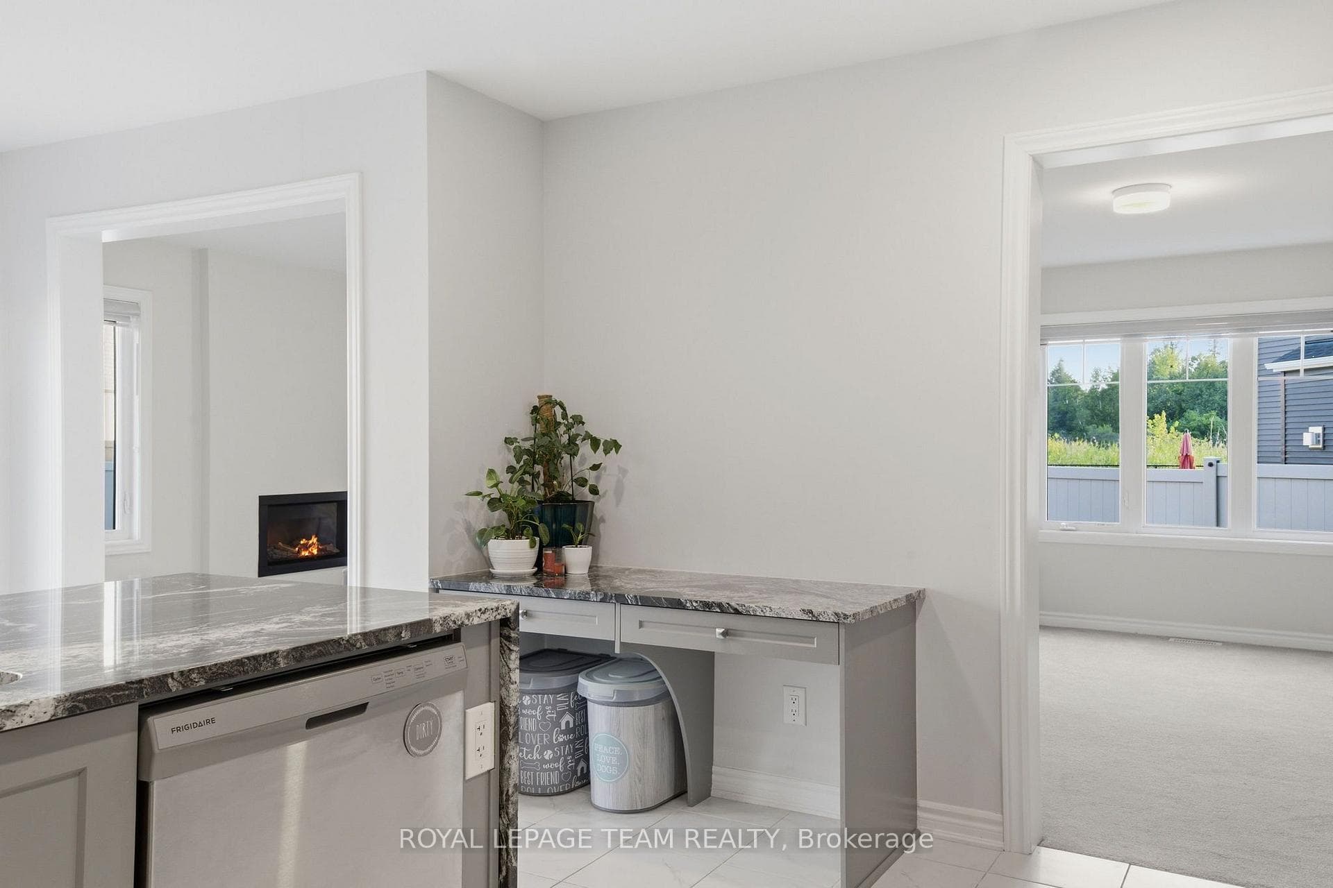 153 Unity Place photo 10