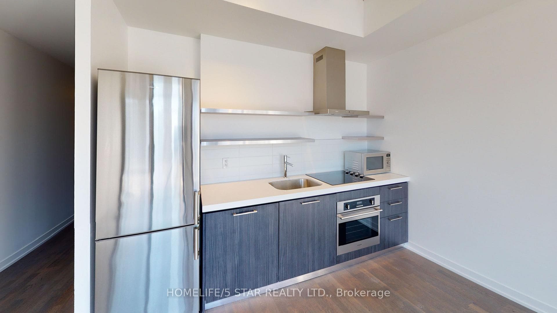 560 King Street Unit 616 photo 7