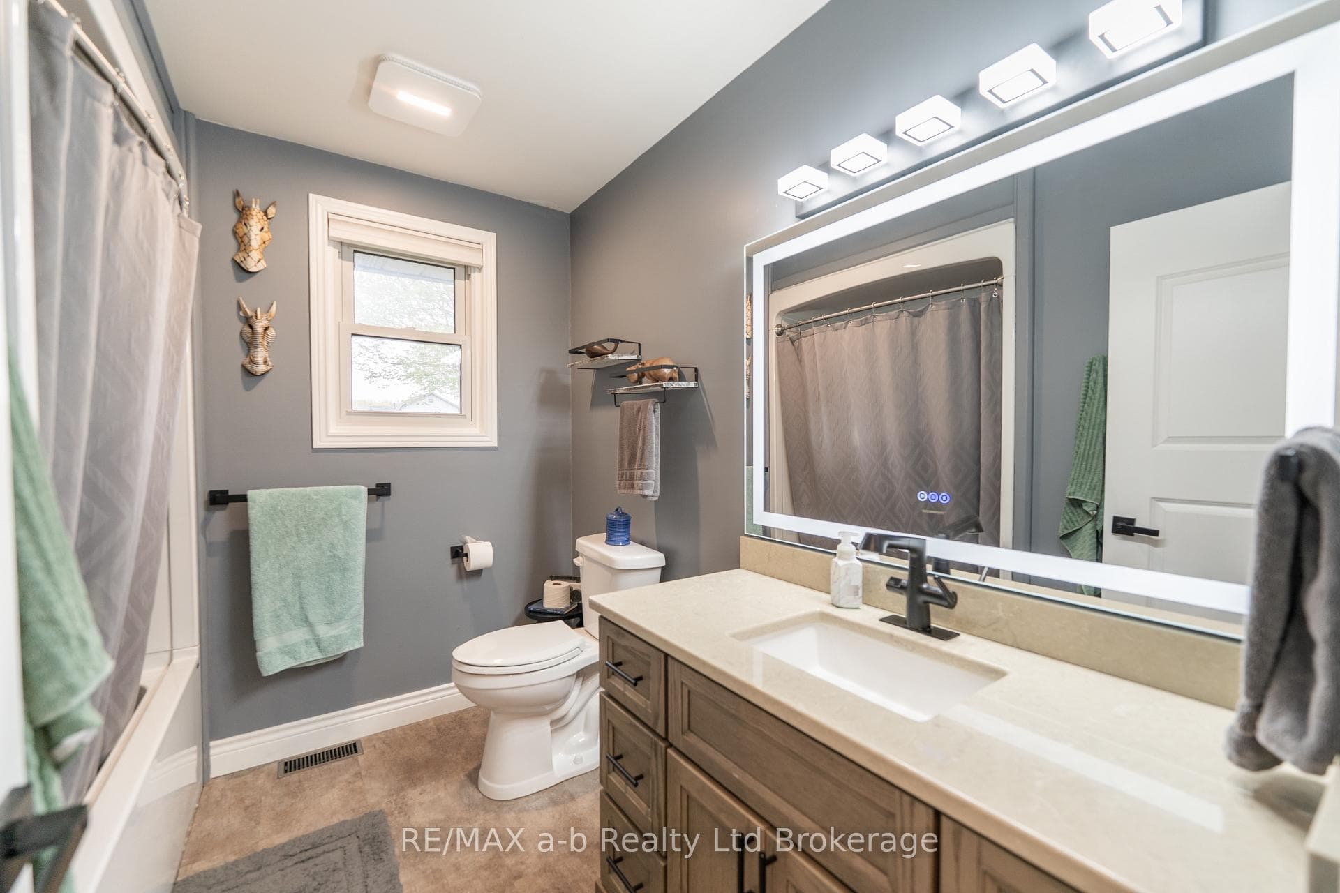 57185 Eden Line photo 35