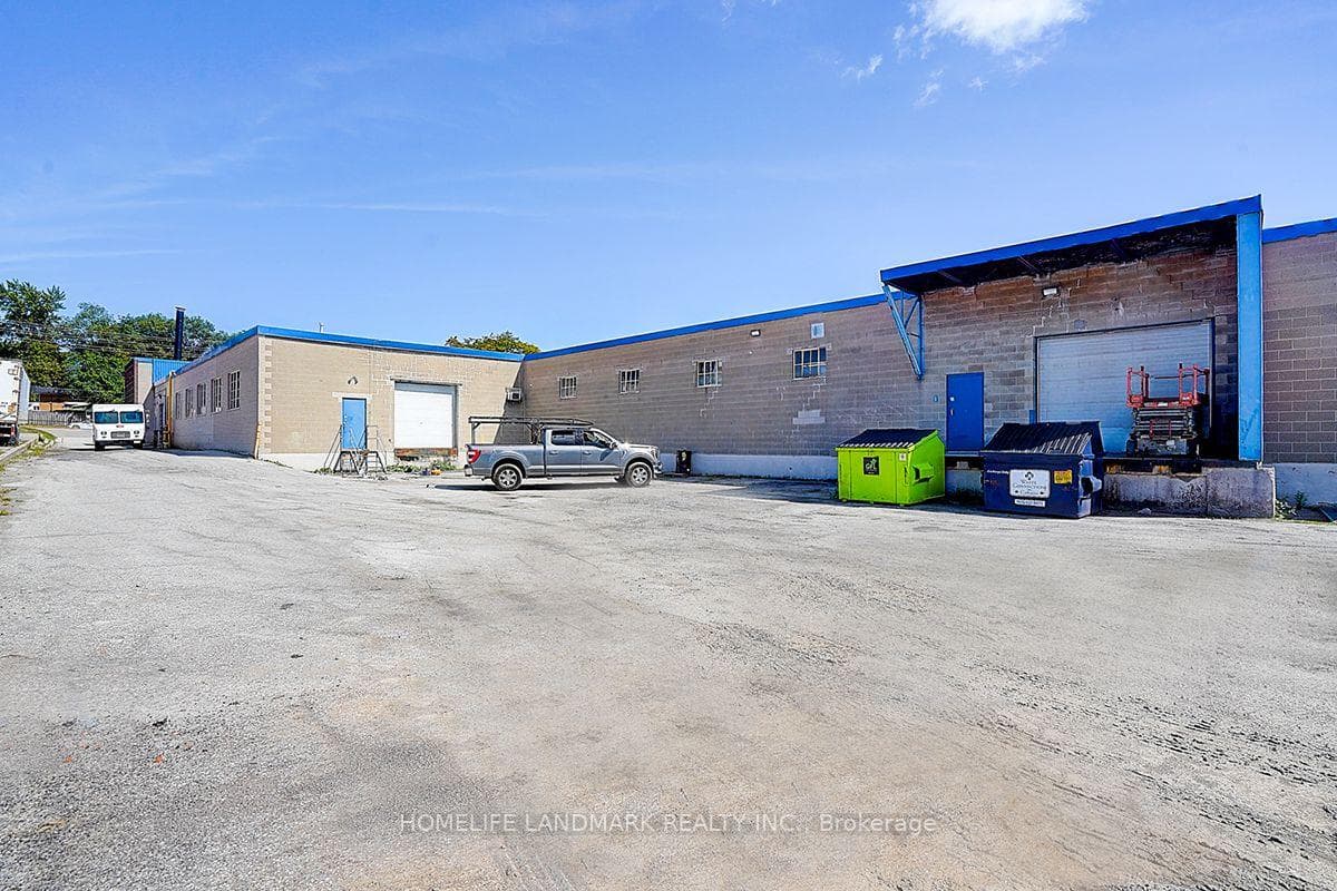 1820 Midland Avenue photo 4