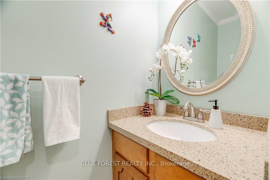 107 WESTWINDS Drive photo 18