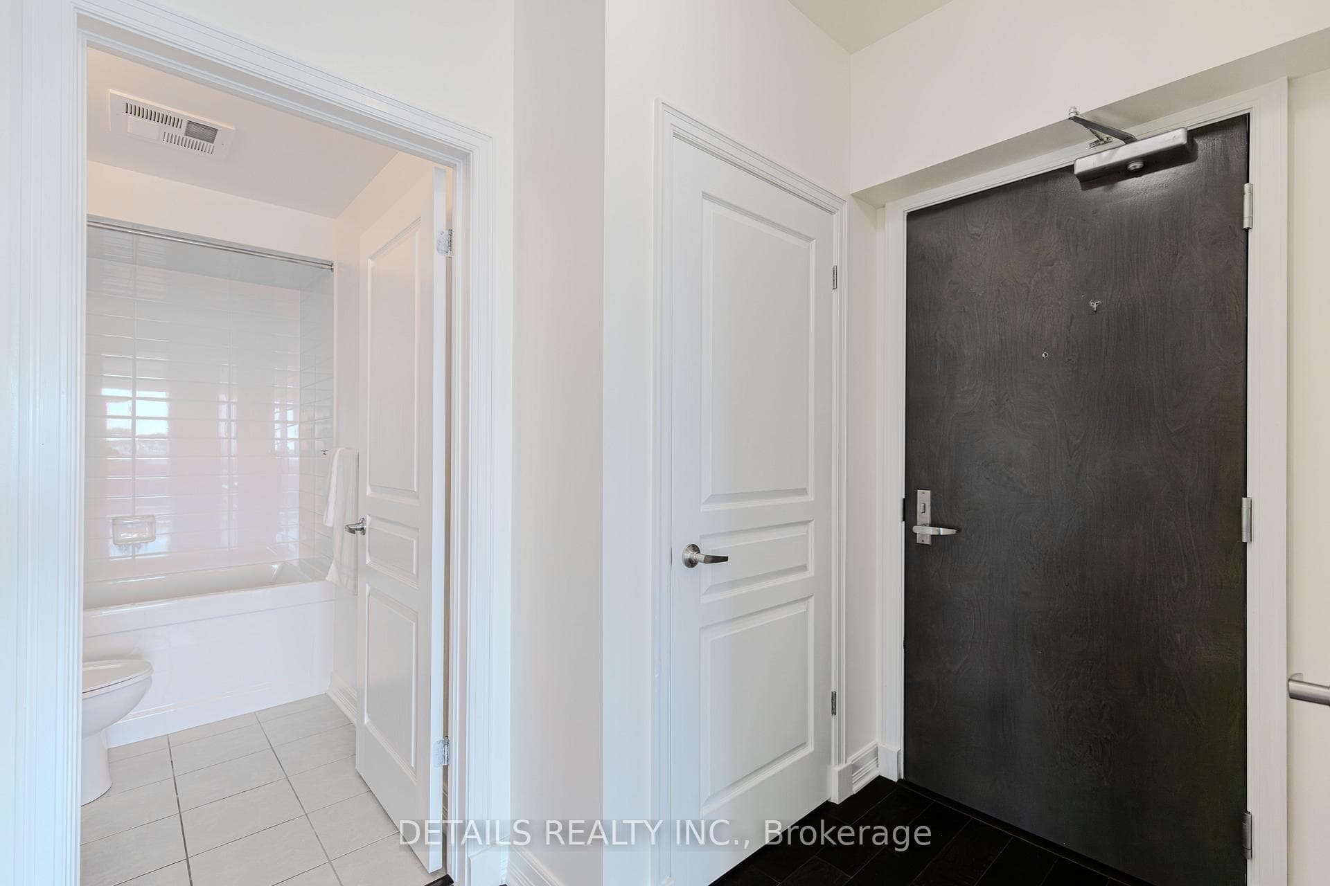 238 Besserer Street Unit 717 photo 7