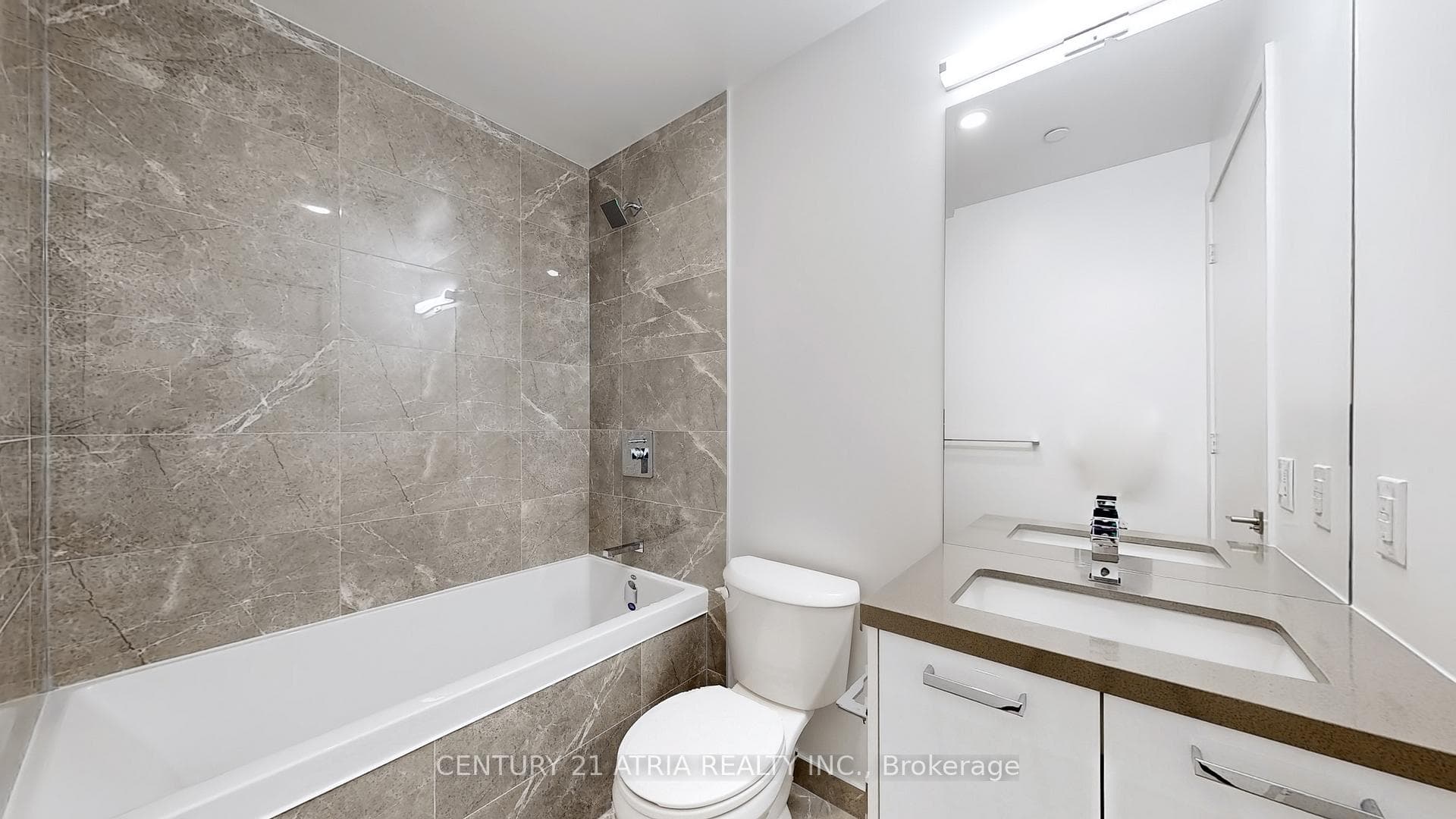 195 McCaul Street Unit 513 photo 18