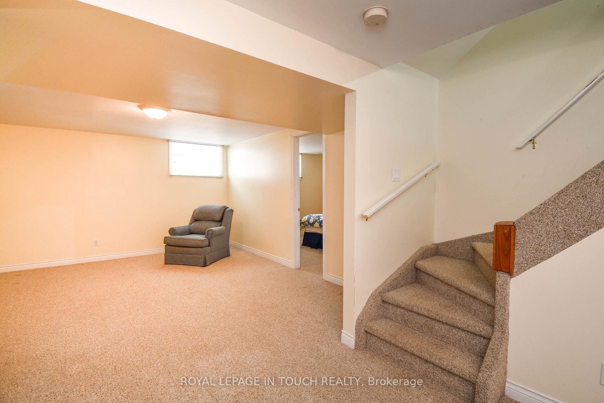 90 Burke Street Unit 17 photo 32