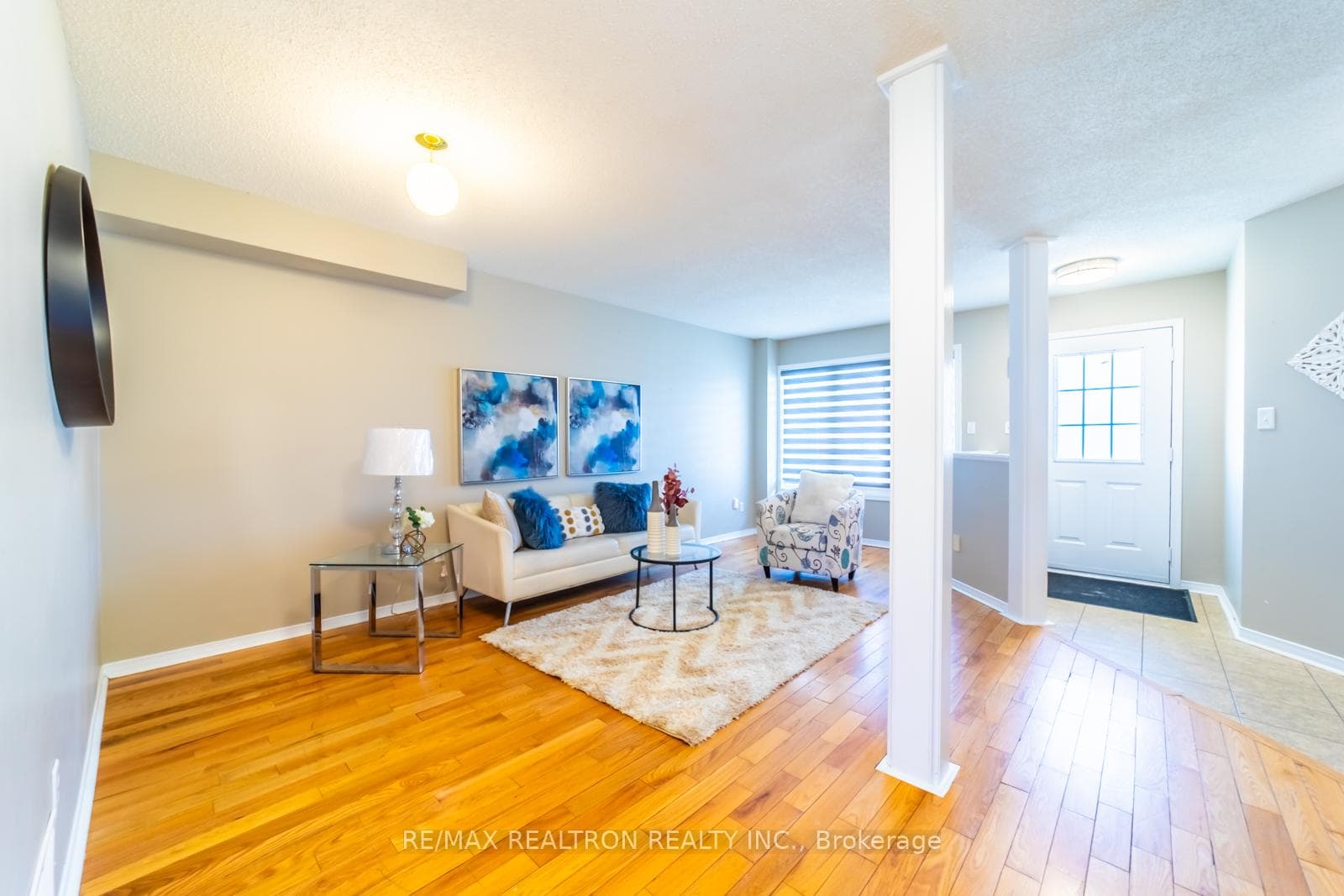 1891 Dalhousie Crescent photo 8