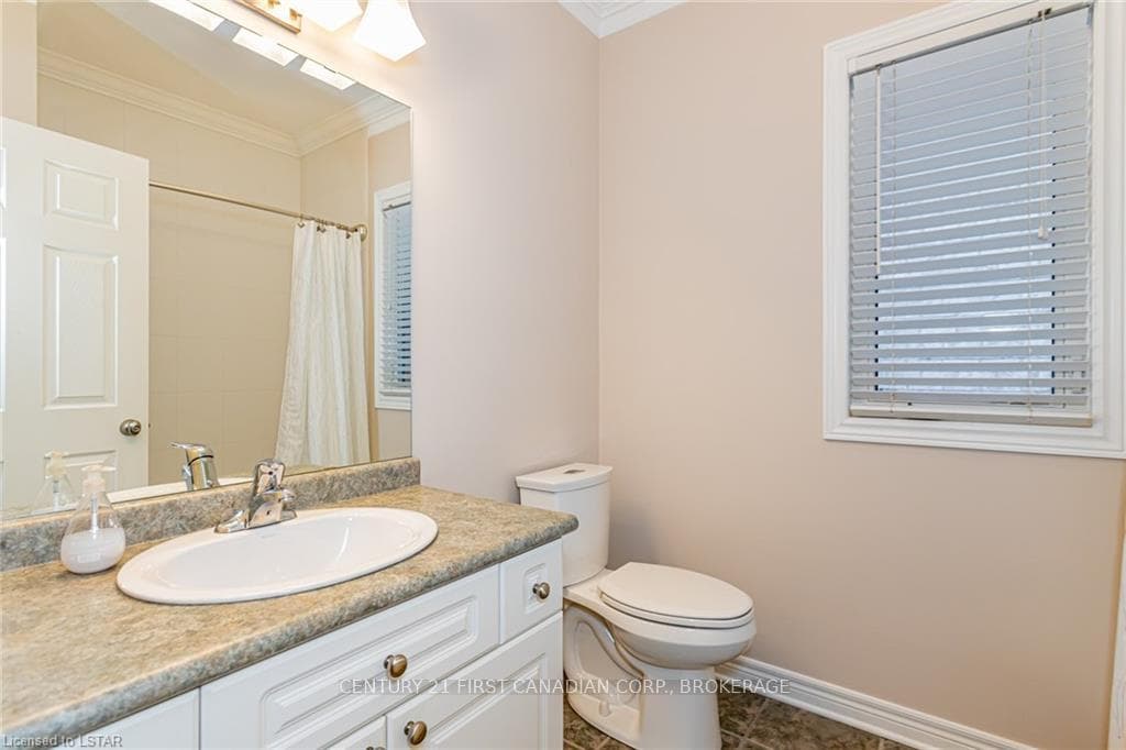 274 BERRYHILL Drive photo 19