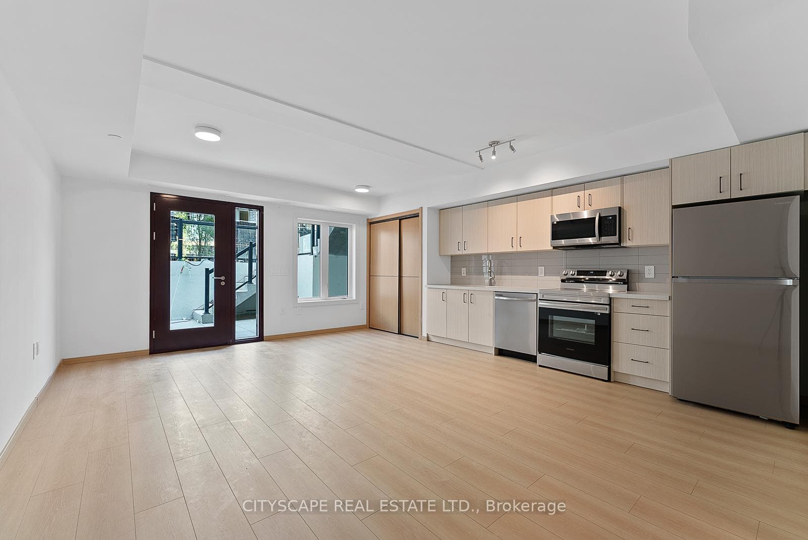 3423 Sheppard Avenue Unit C1- 102 photo 6