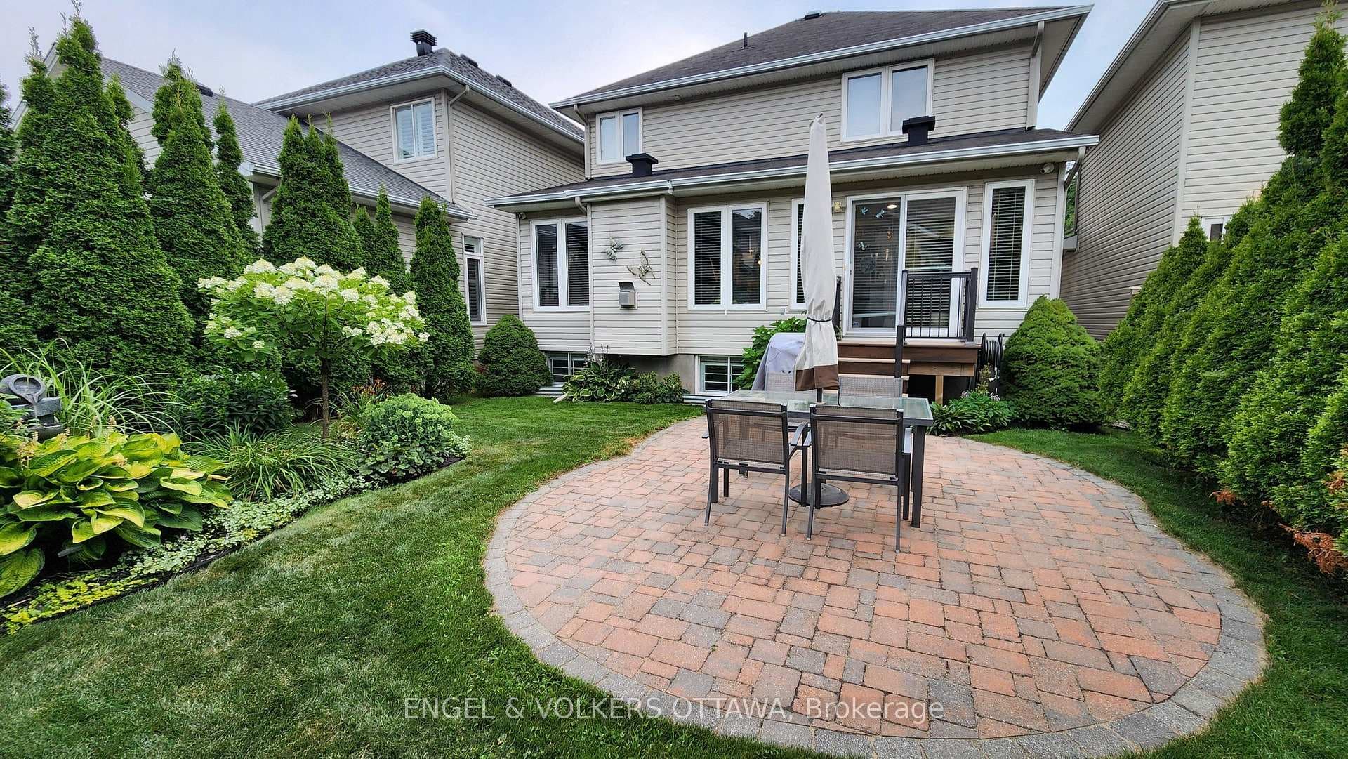 7 DRYSDALE Street photo 22