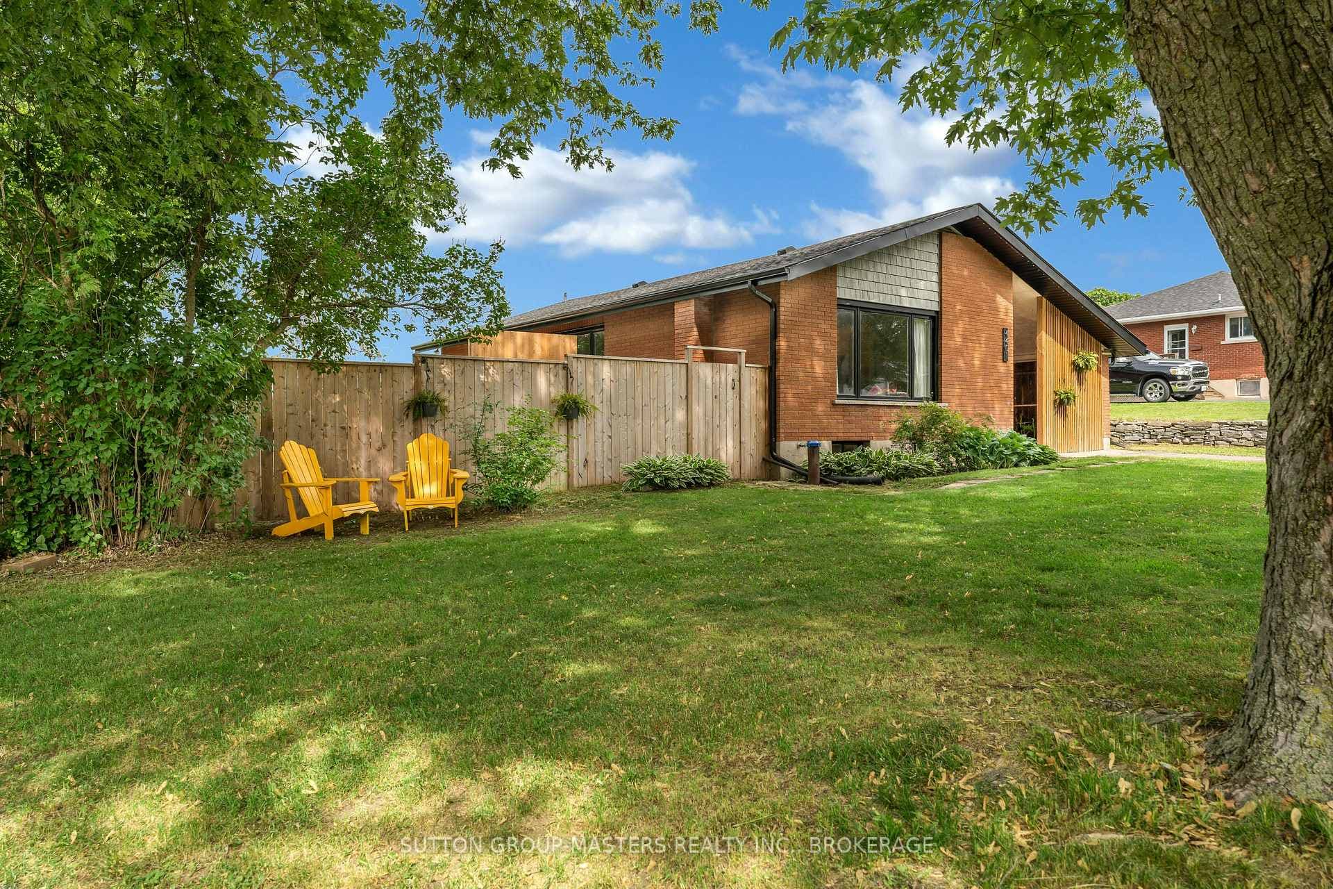 4401 Notre Dame Street photo 2