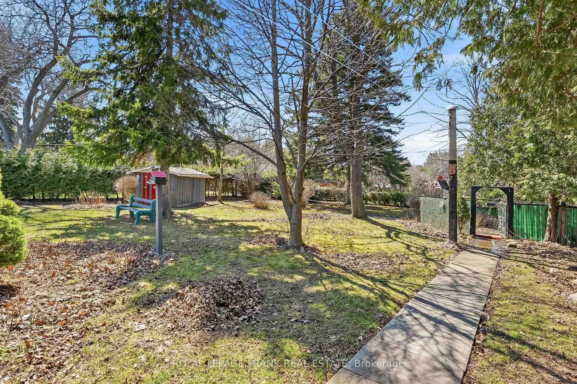 250 Meadow Road photo 34