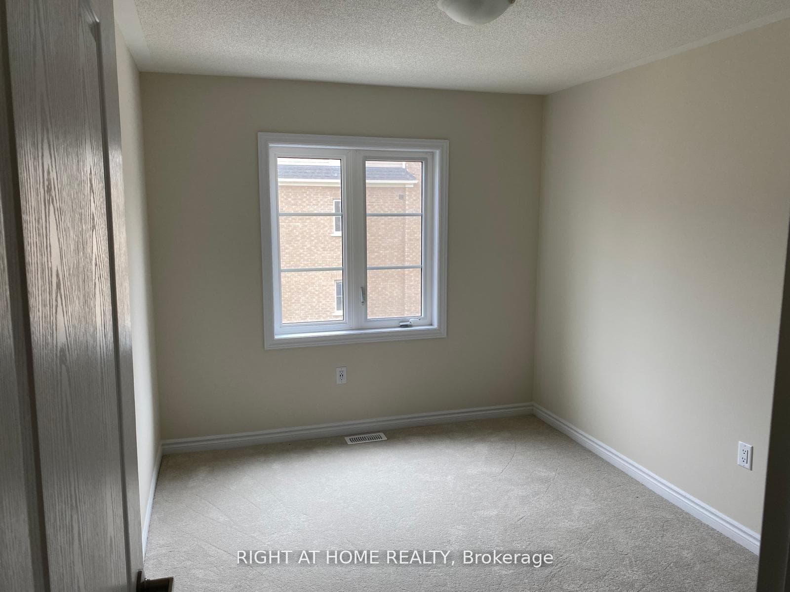 98 Senay Circle photo 10