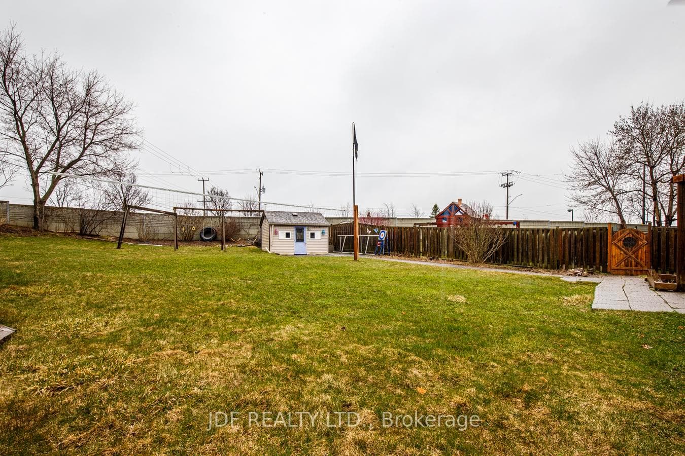 80 Amanda Walk photo 45