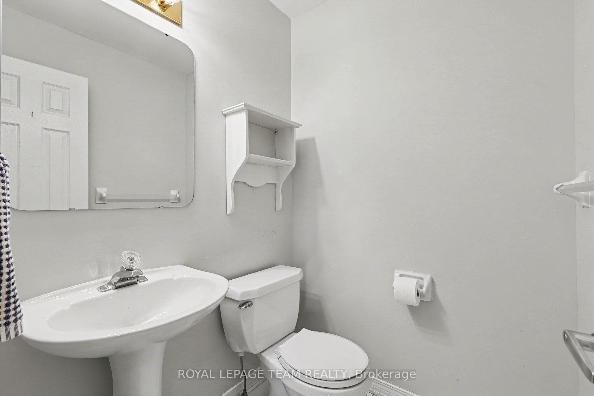86 Winnegreen Court photo 16