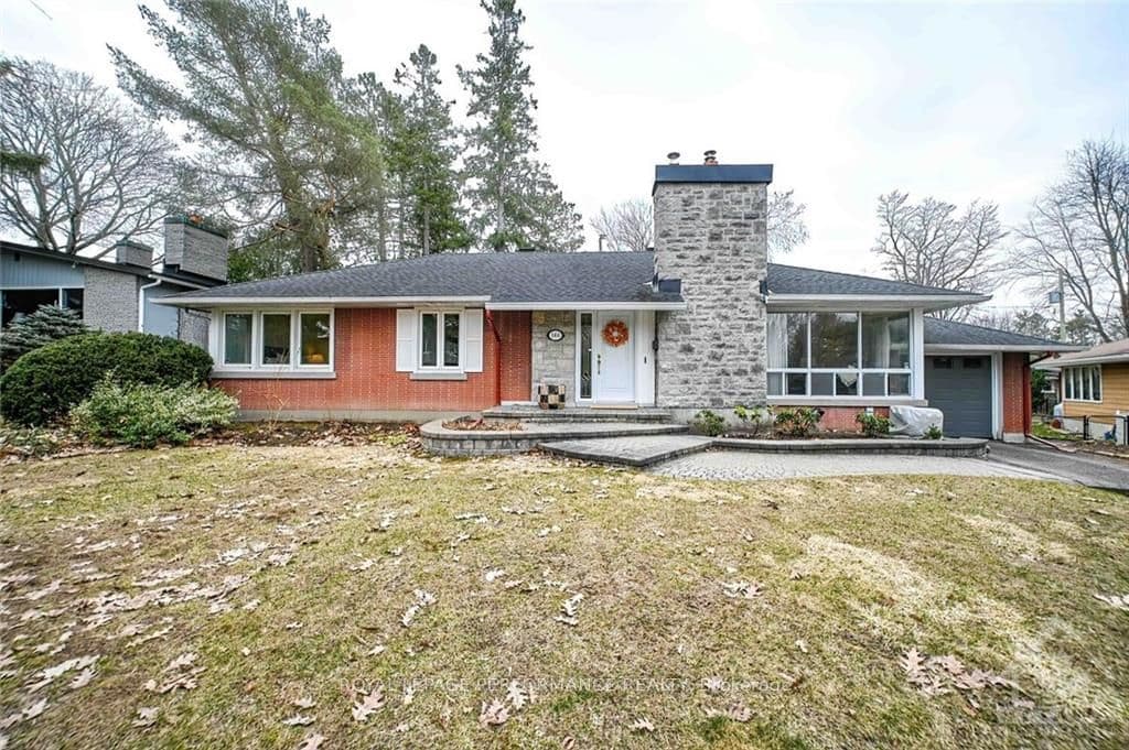 144 HEATH Street photo 1