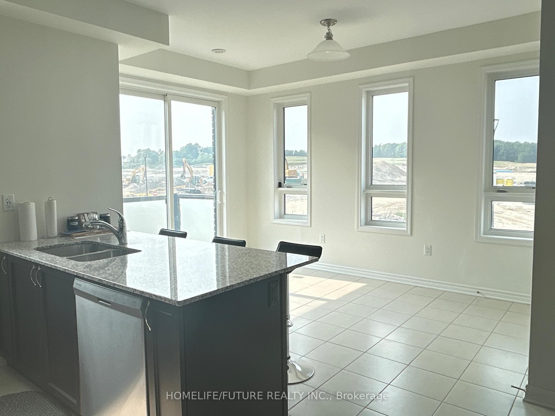 3370 Thunderbird Promenade photo 6