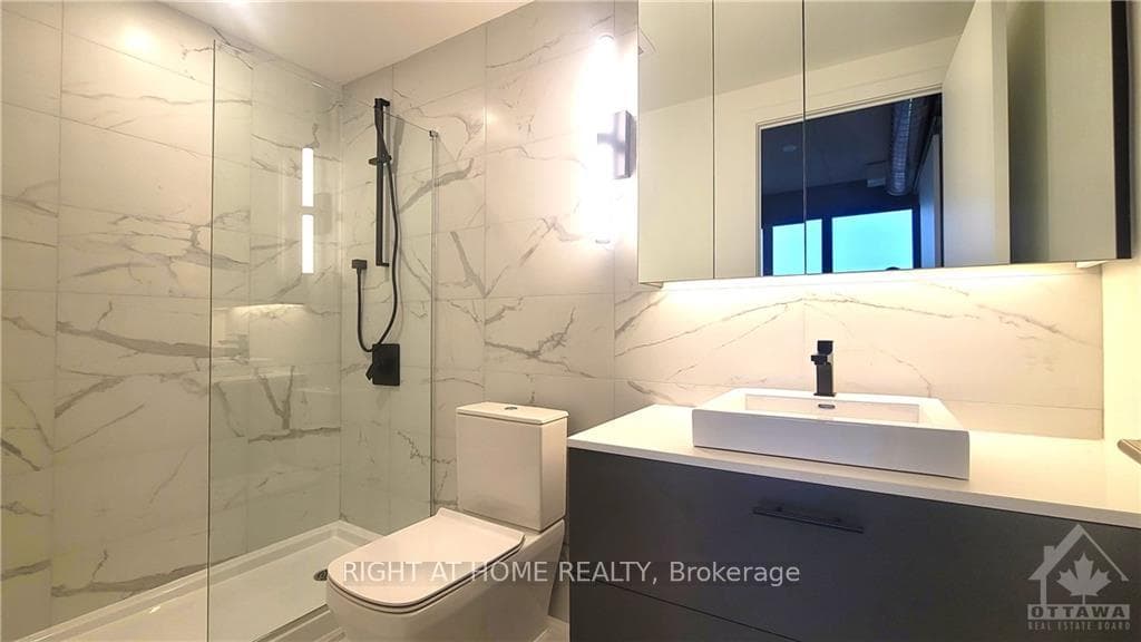Bathroom #2