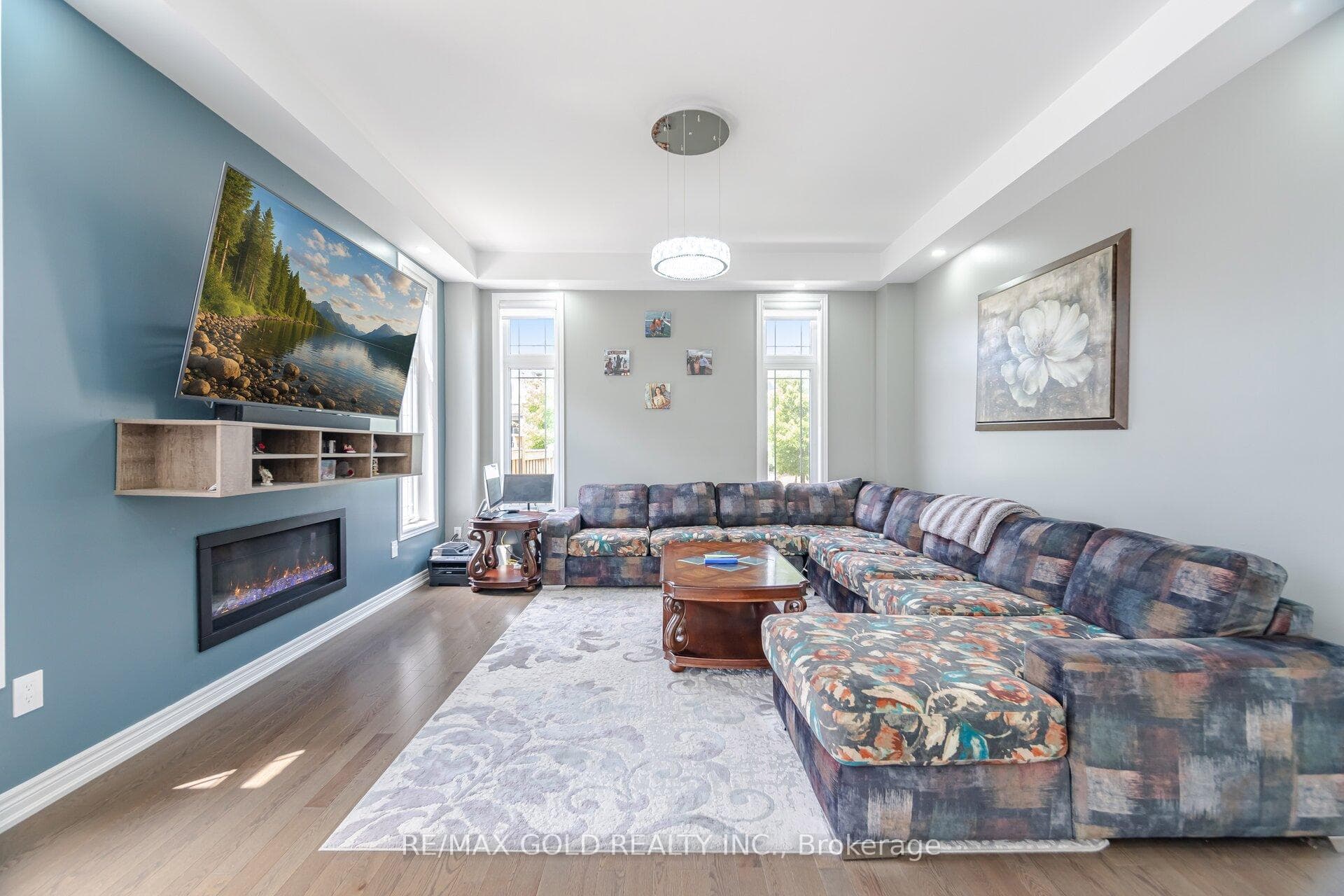 54 Ash Hill Avenue photo 11
