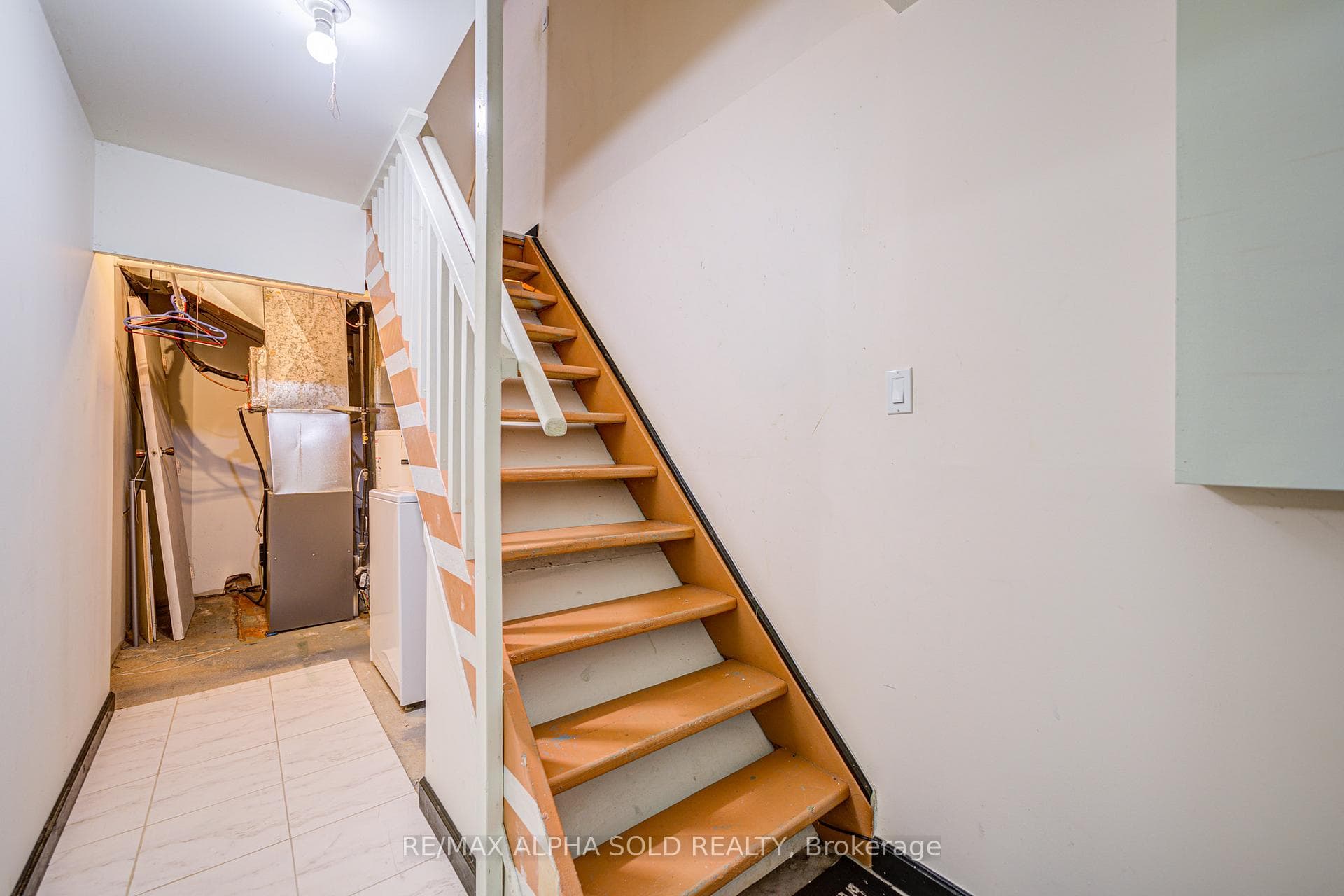 51 Debden Road photo 35