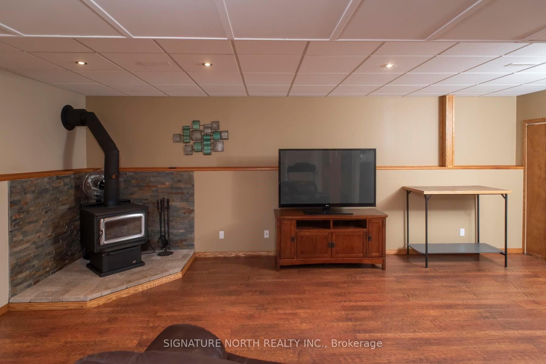 308 Clover Court photo 29