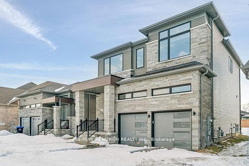 33 Simona Avenue photo 2