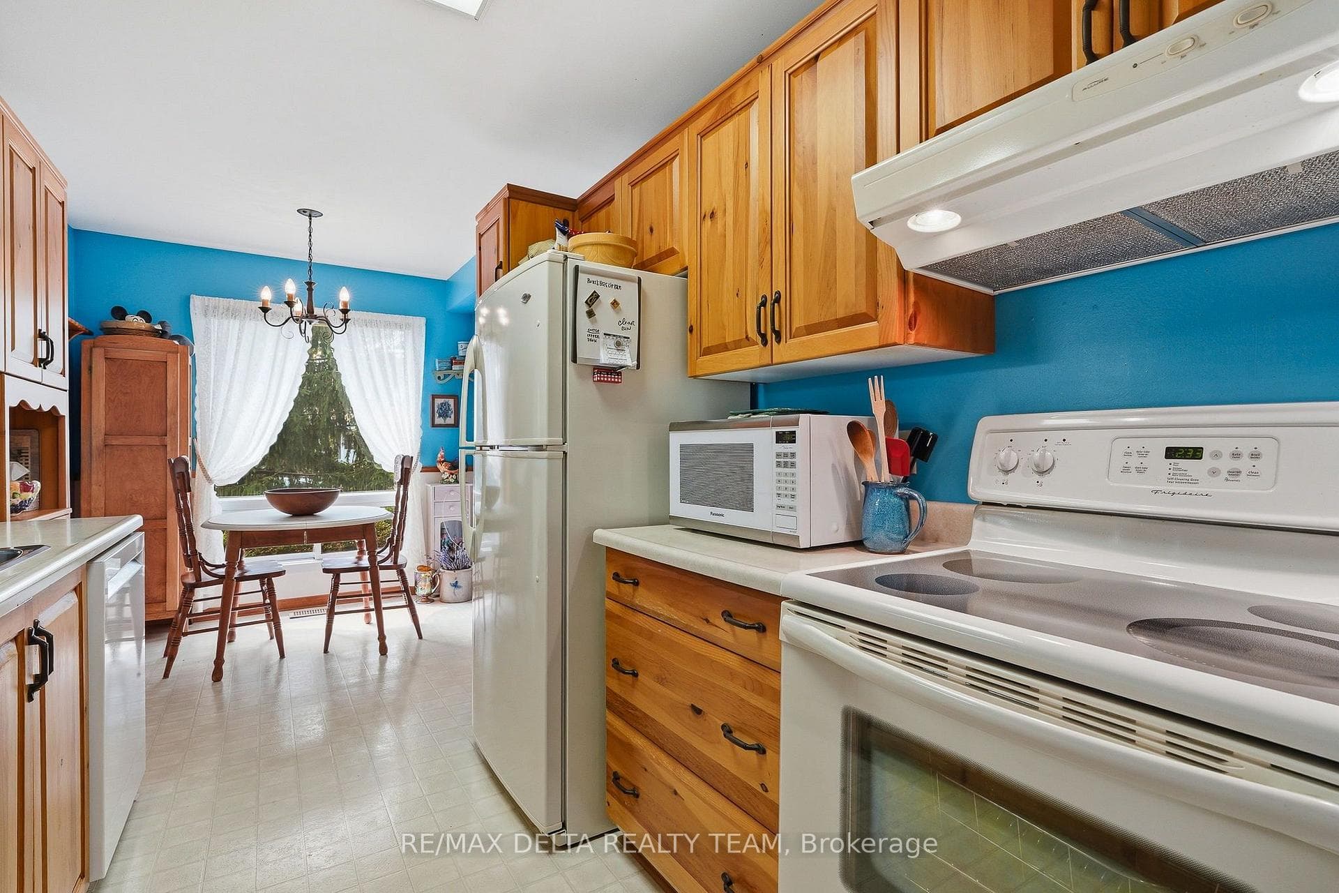 1091 St Lucia Place photo 8