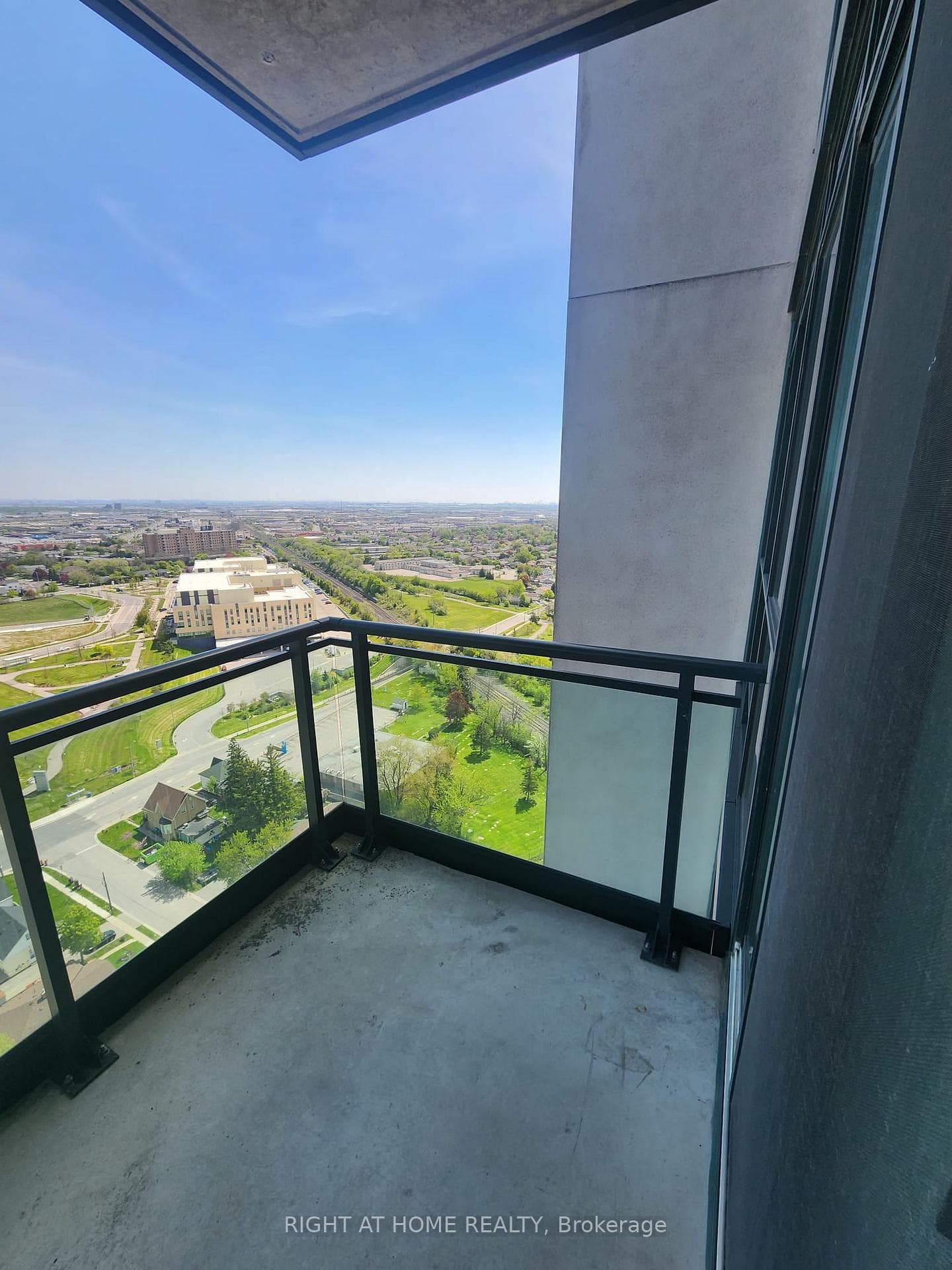100 John Street Unit 2401 photo 14