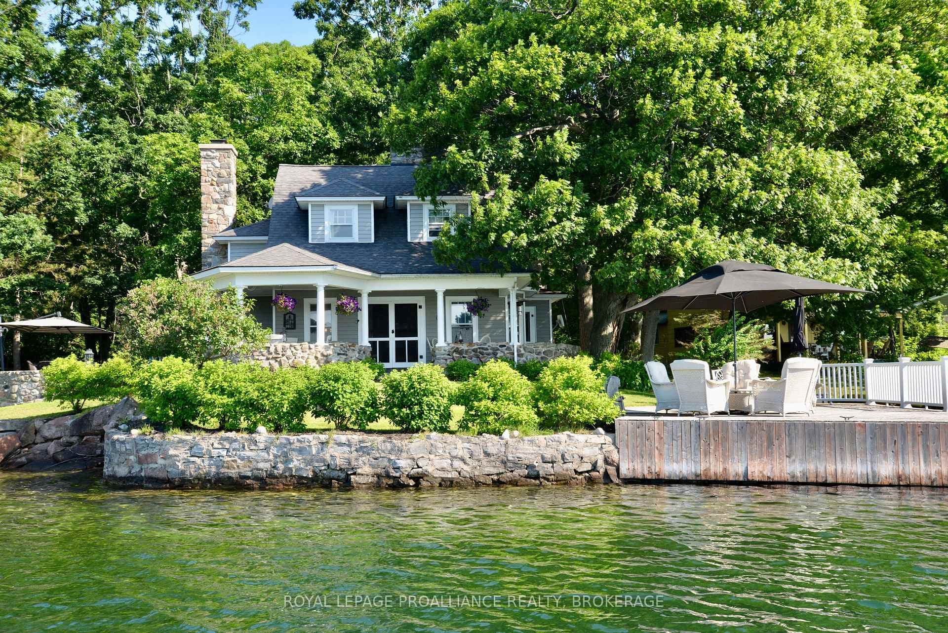 121 Tremont Park Island photo 3