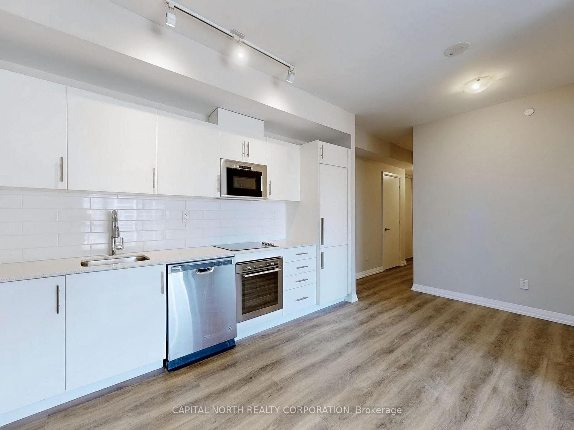 460 Adelaide Street Unit 1222 photo 8