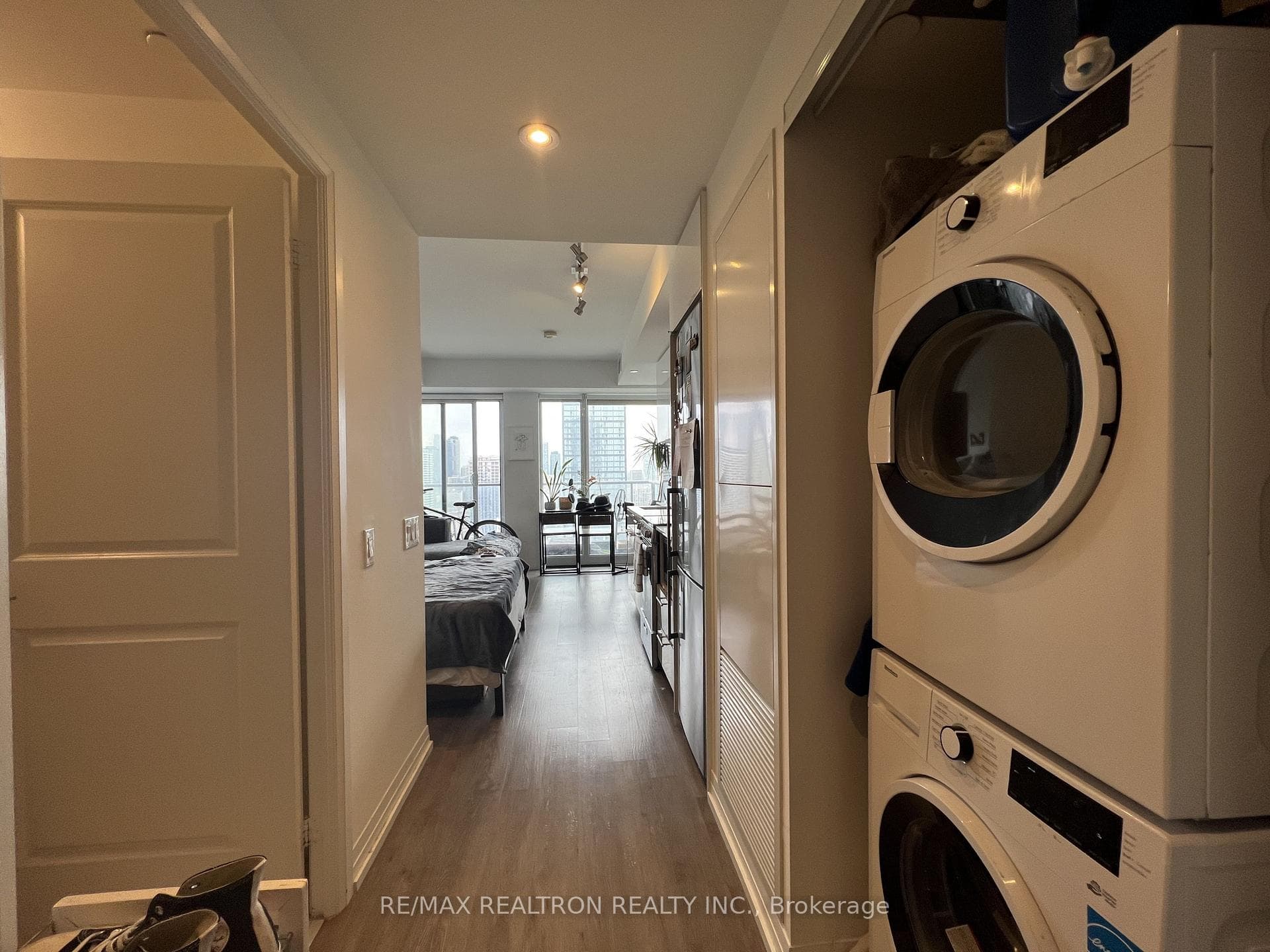 251 Jarvis Street Unit 3511 photo 5