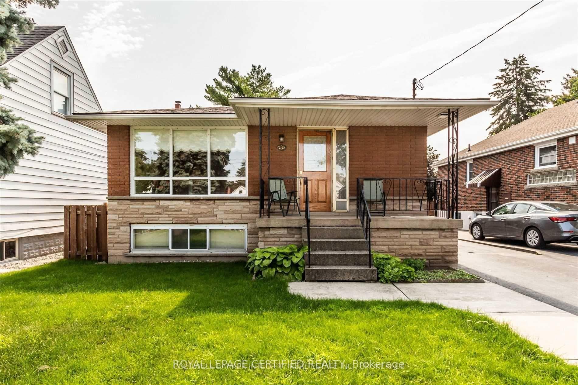 235 Walter Avenue photo 1