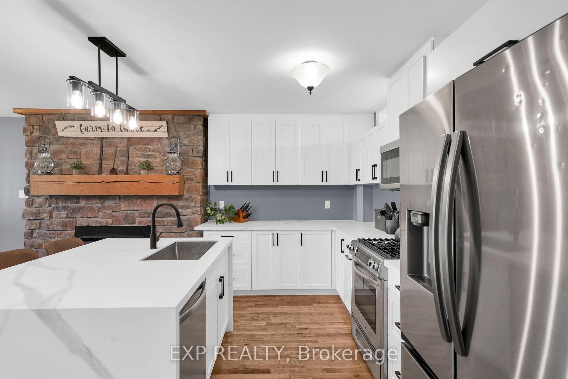 220 Lakeridge Road photo 17