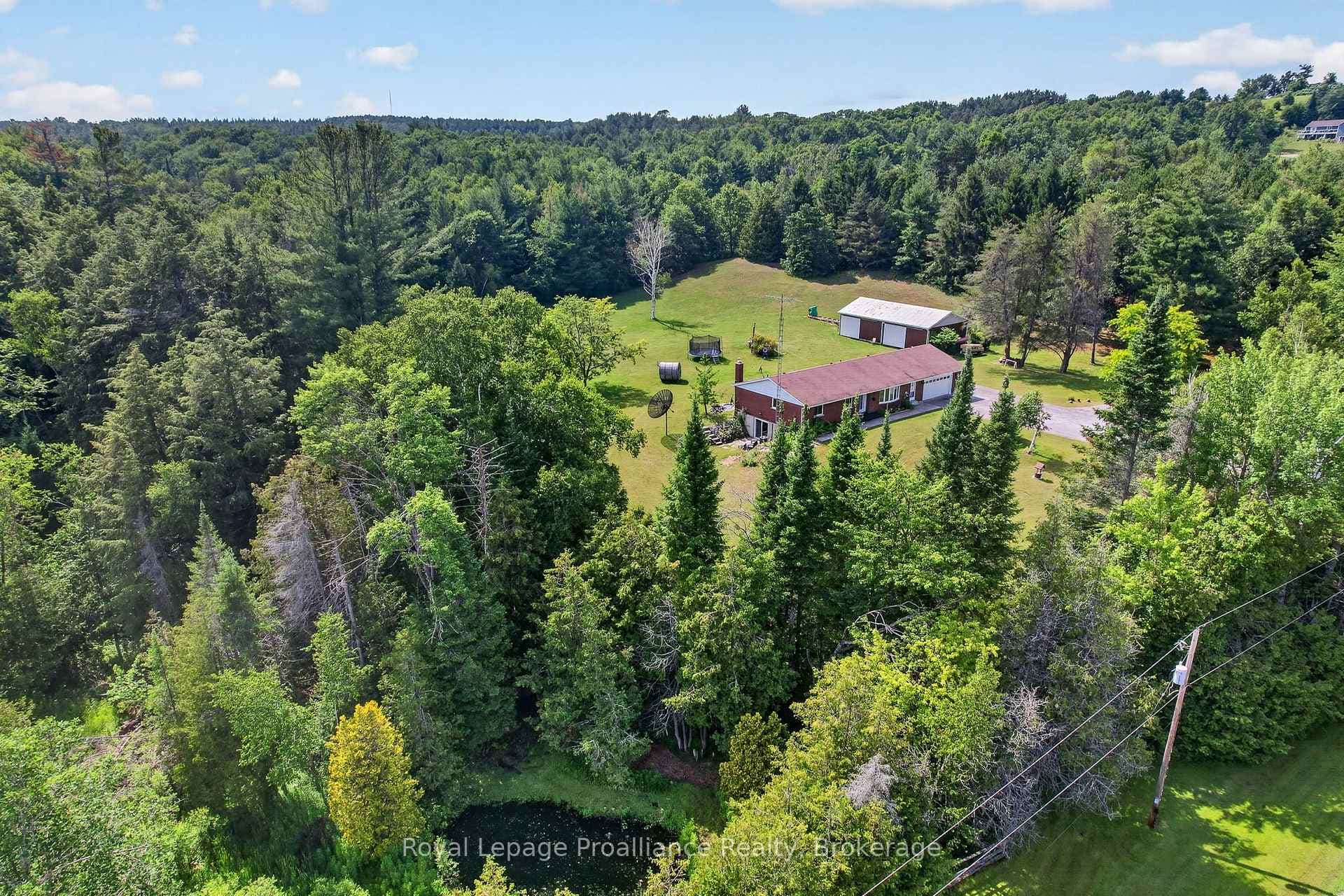 150 Woodland Road photo 2