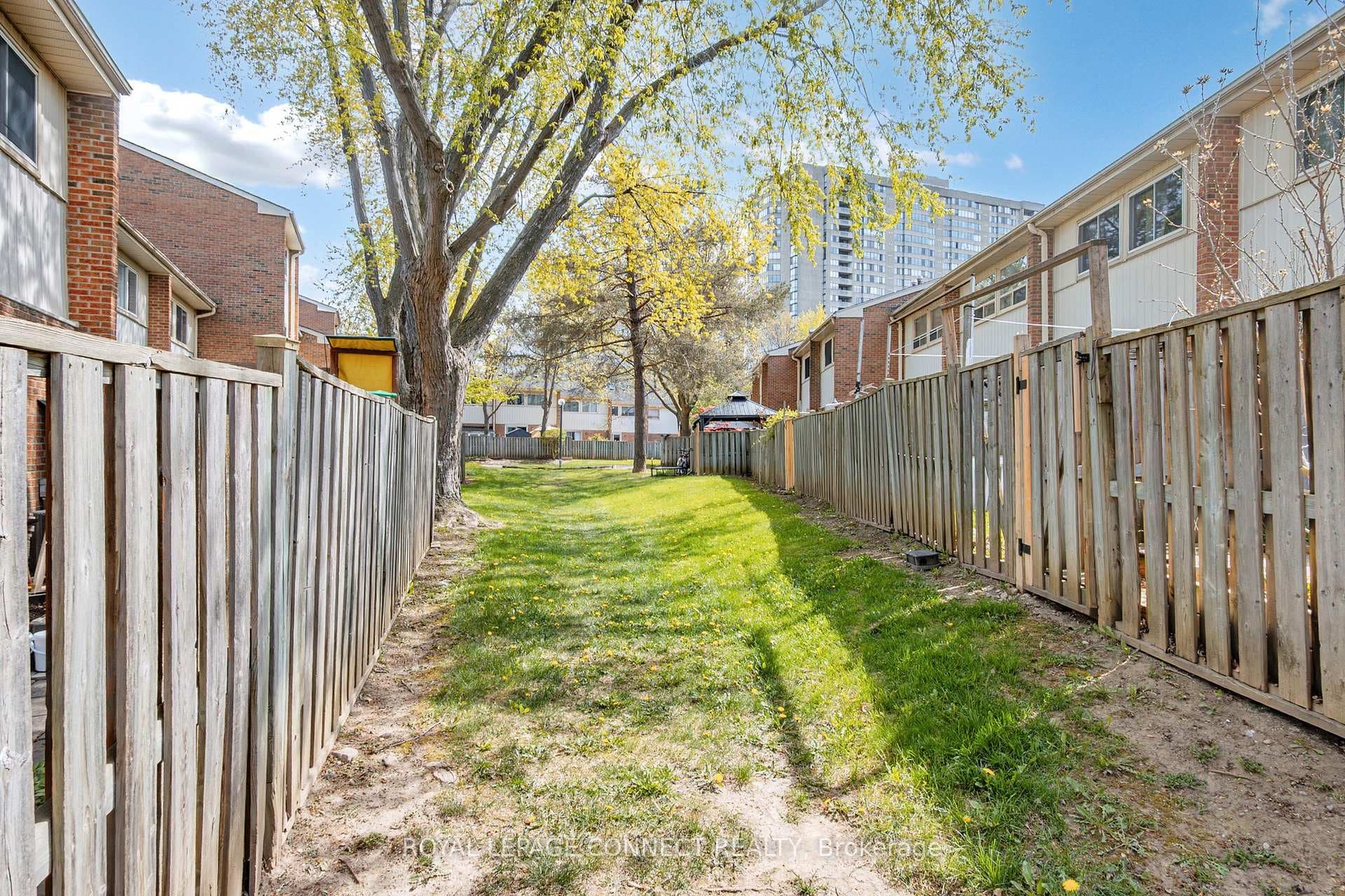 2451 Bridletowne Circle Unit 29 photo 49