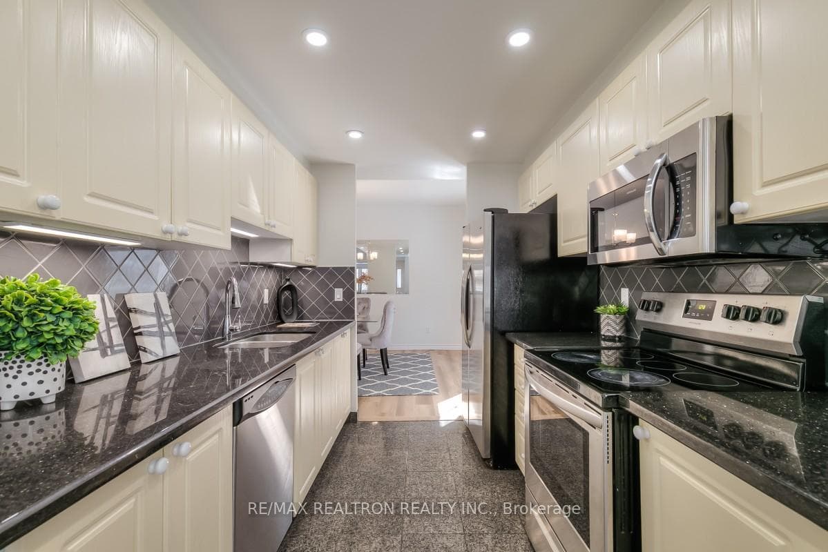 188 Bonis Avenue Unit 314 photo 3