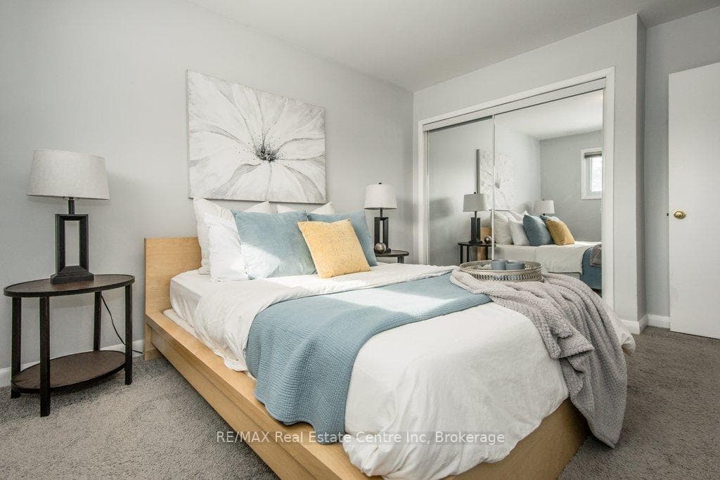 31 Sunnylea Crescent photo 17