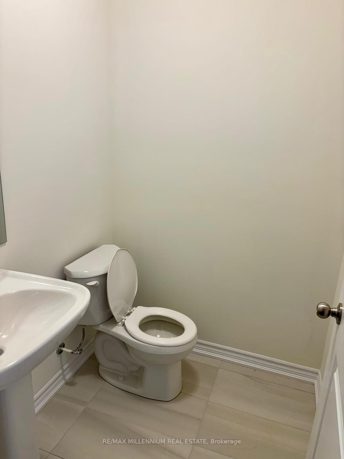 39 Griffith Street photo 15