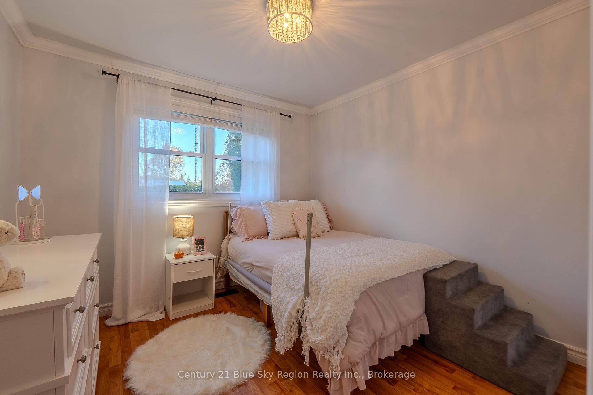 77 Berkley Boulevard photo 16